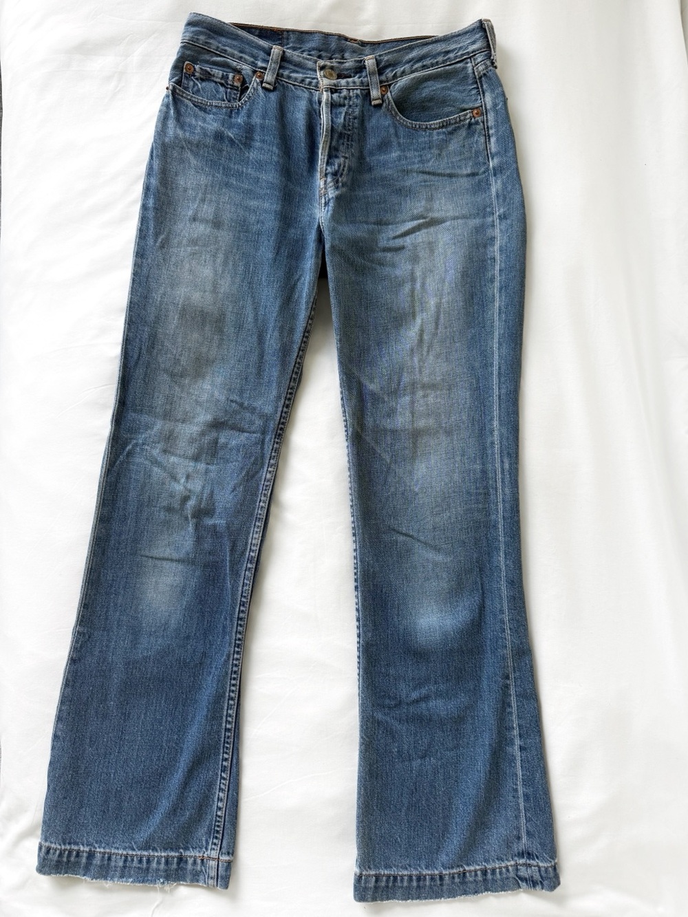 Vintage Y2K Levi Strauss button-fly straight-leg jeans